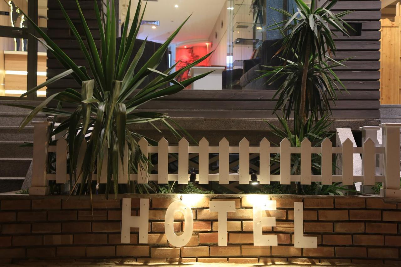 Mondial Hotel Tunis Exteriör bild